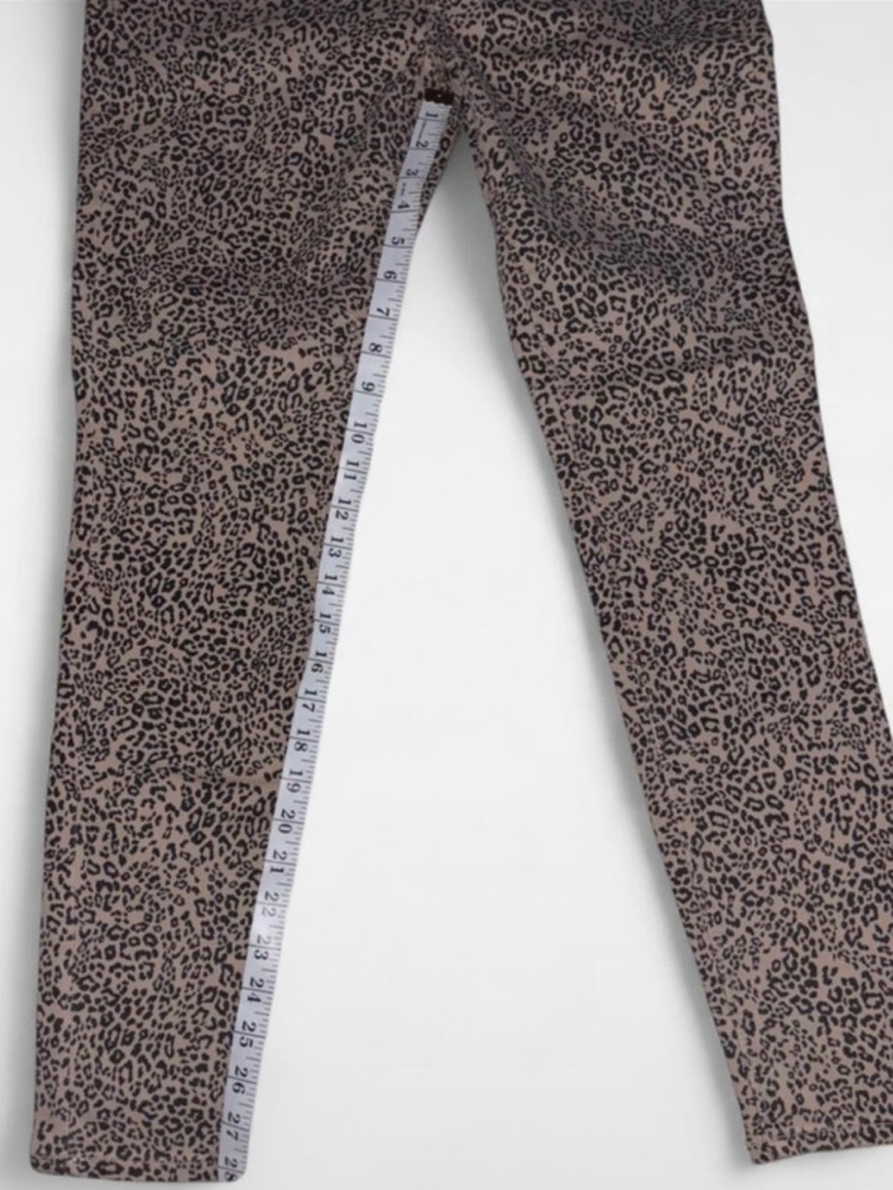 Seven7 Leopard Print Skinny Jeans - Women’s 6 - Picture 9 of 9